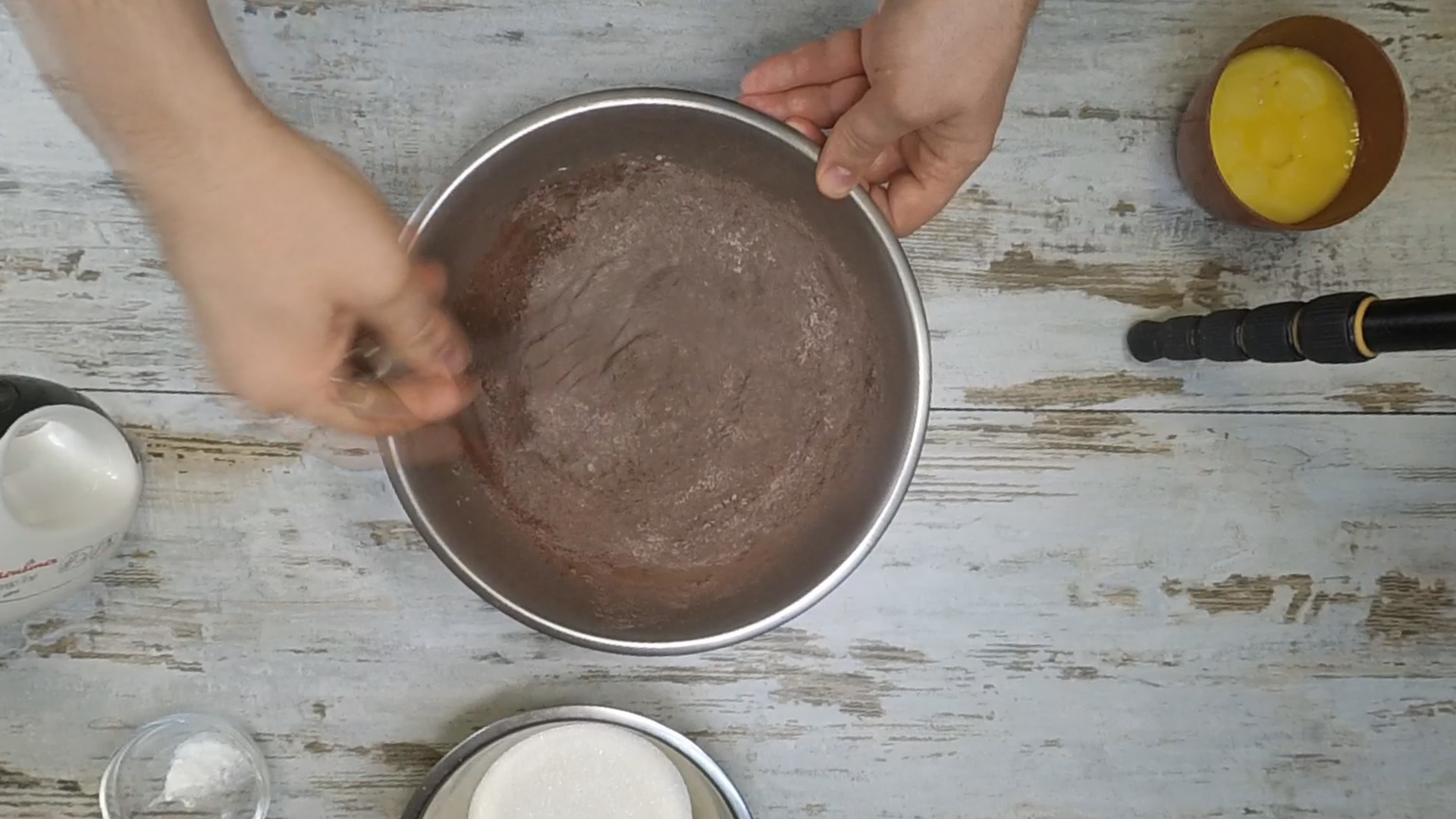 Смешиваем какао с мукой