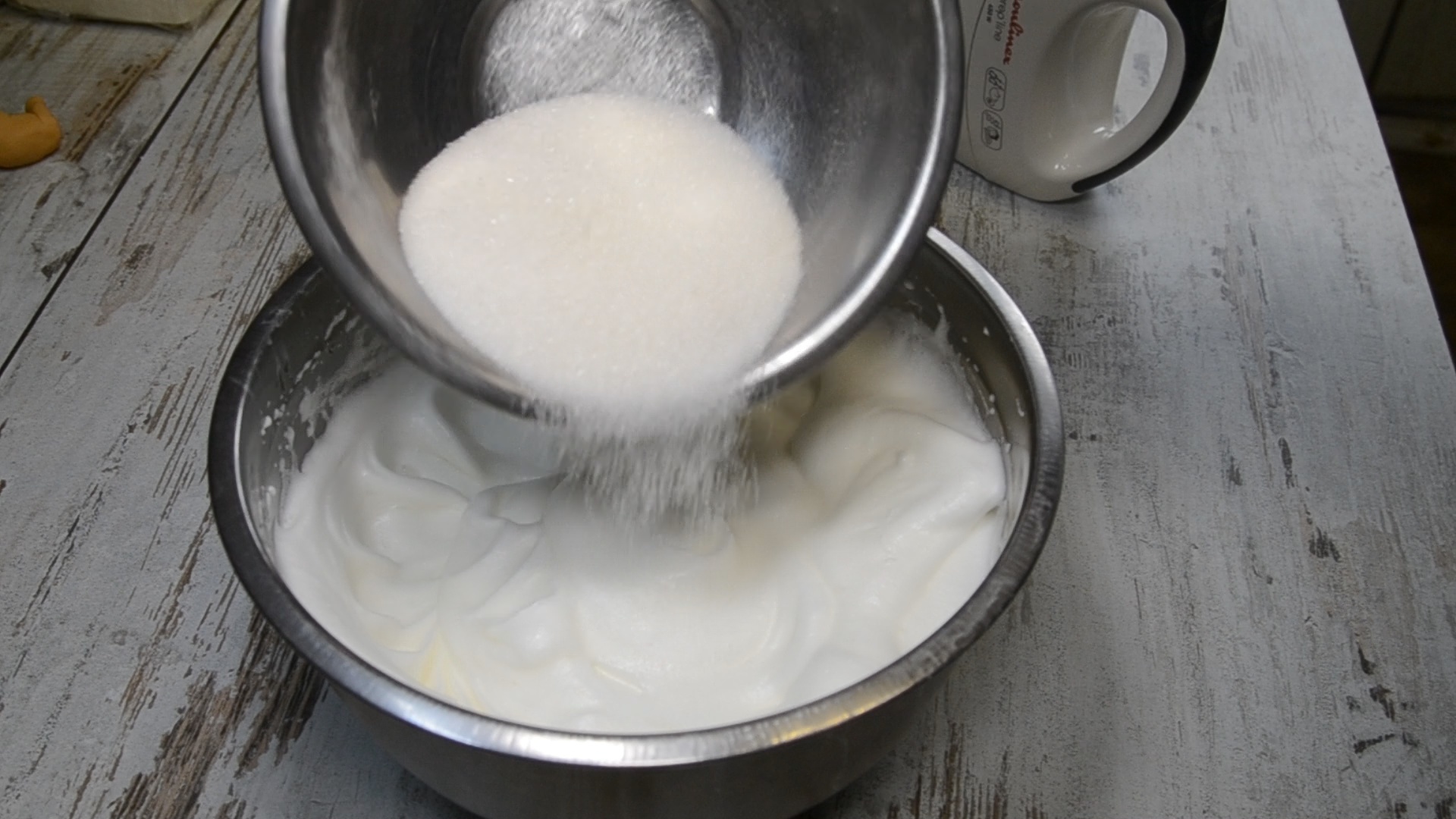 Добавляем сахар в белки